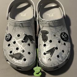 Crocs Classic Clog x Futura Laboratories Pearl White Brand New DS