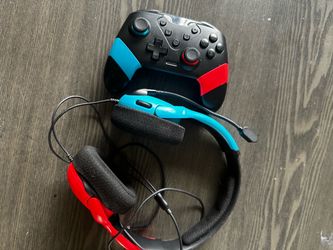 Nintendo Switch Pro Controller and Gaming Headset