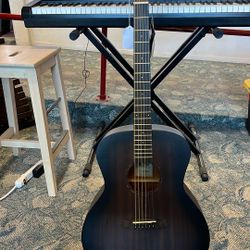 Tanglewood  Crossroads Acoustic Guitar 
