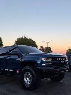 37x12.50r17 nitto recon tires only