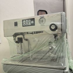 LAVAZZA BLUE Espresso MACHINE