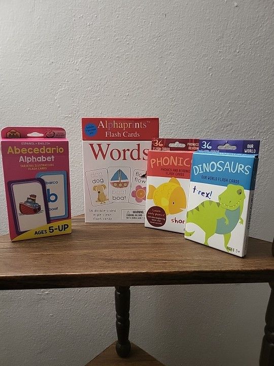 Flash Cards Phonics, English/ Spanish, Dinosaurs, Word Lot Of 4 Sets (S)