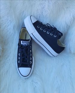 Converse Nuevos.