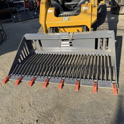 Skid Steer Skeleton Bucket Attachment