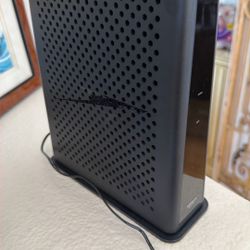ARRIS SURFboard SBG8300 DOCSIS 3.1 Cable Modem & Wi-Fi Router (Dual-Band)