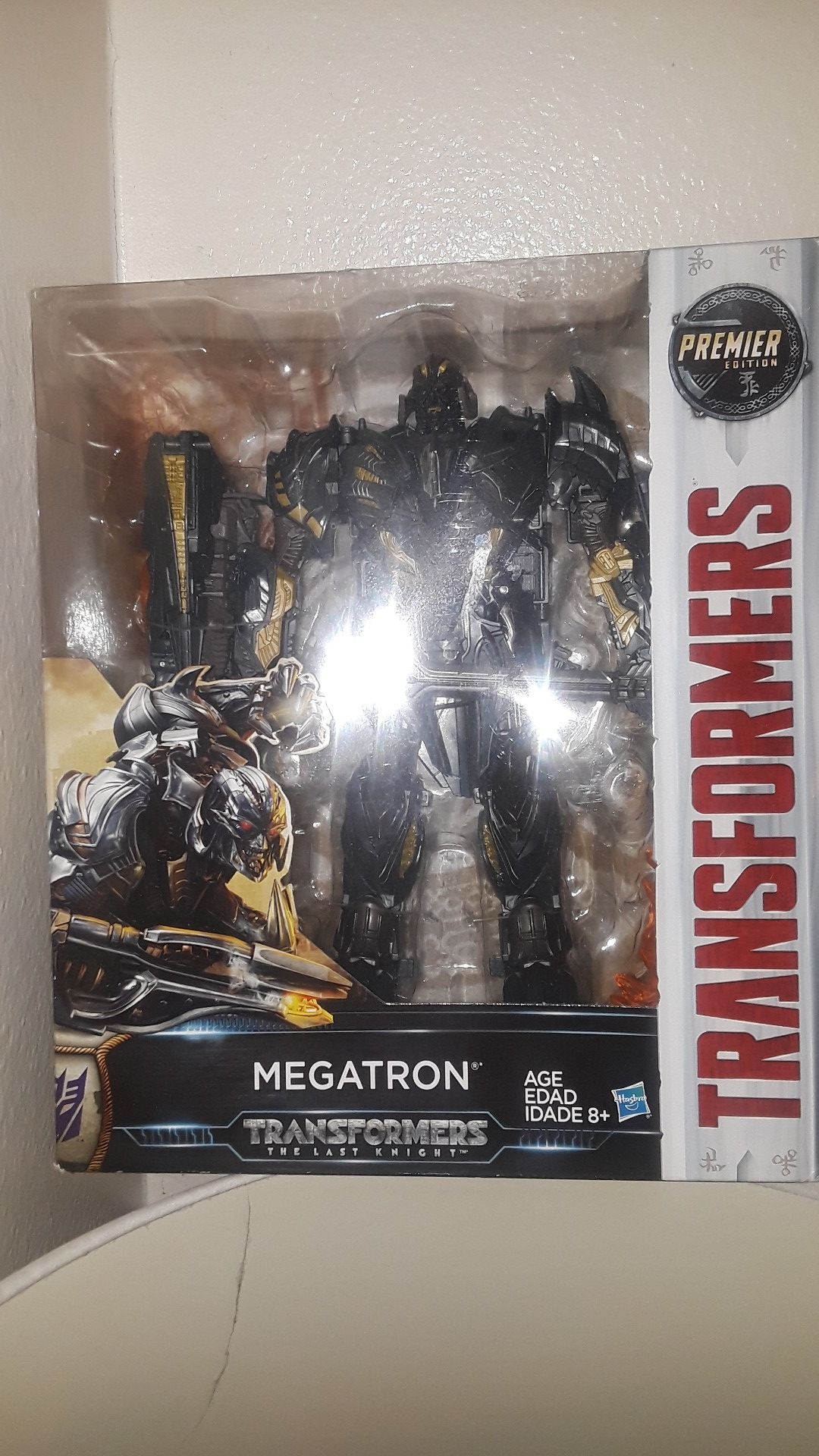 Transformers 5 Last Knight Megatron Leader Class