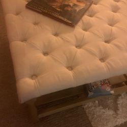 Pier 1 Ottoman