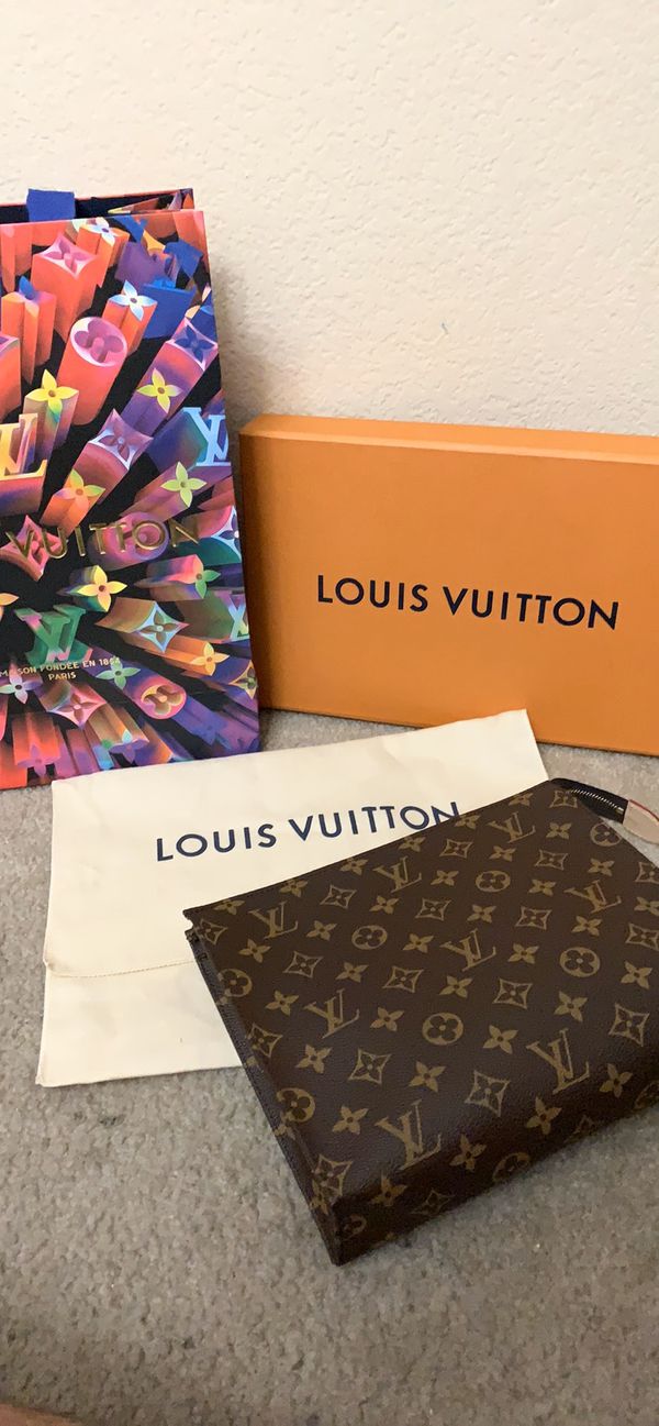 Brand New Louis Vuitton Toiletry 26 for Sale in Las Vegas, NV - OfferUp
