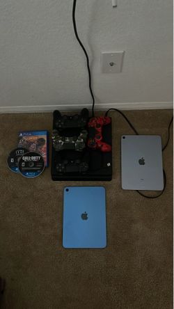Bundle deal 2 iPads and ps4 with 3 controllers and 3 games