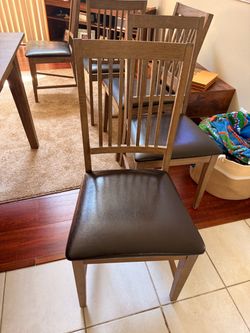 Dining Room table & chairs