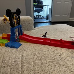Mickey Mouse Car Launcher