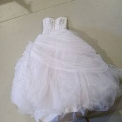 Wedding dress size Four