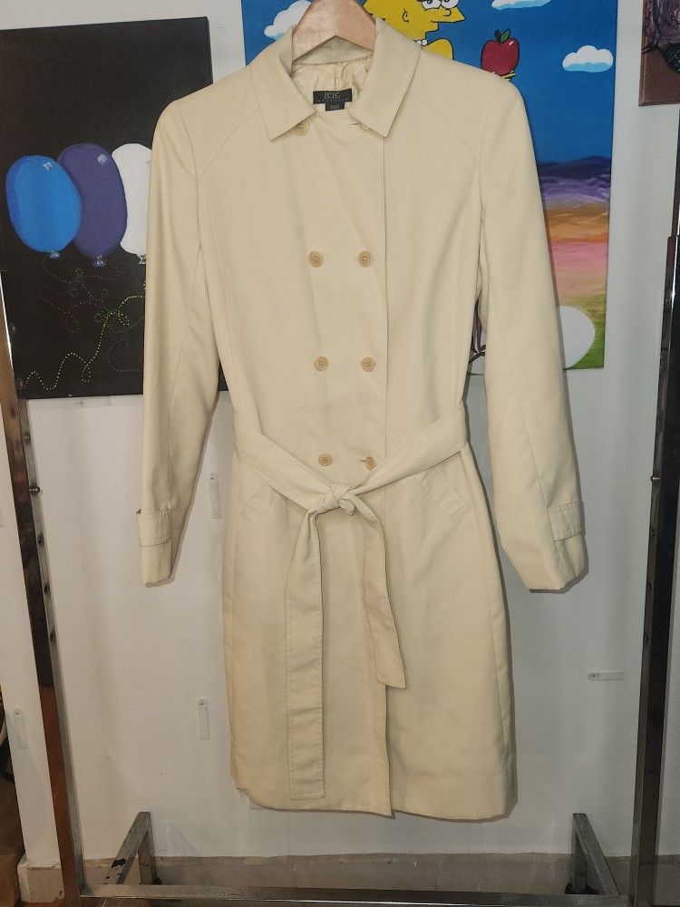 BCBG Maxazria Trench Coat Size 6
