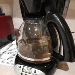 Hamilton Beach Coffee Maker And Queen Sheet Set