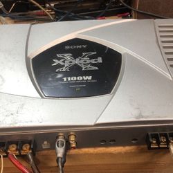 Sony 2 Channel 1100 Watts Maximum Power Amplifier 