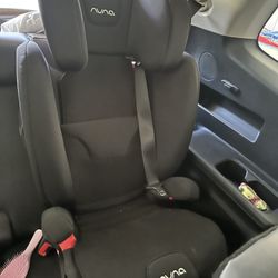 Nuna AACE booster Car seat