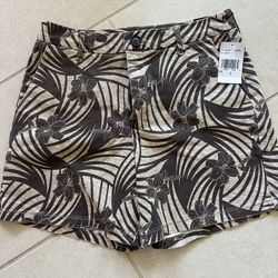 Kut shorts size 2 NEW w/ Tags