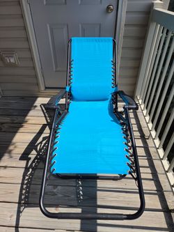 Gravity chair