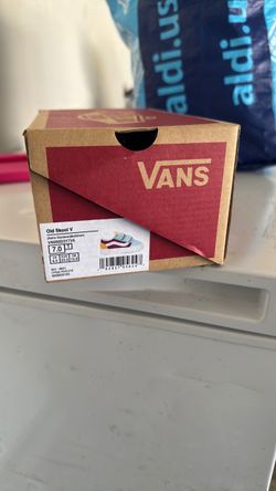 Old skool v ( retro rainbow) Size 7.0T