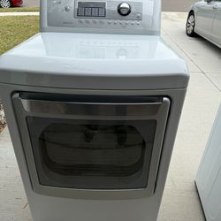 LG washer and dryer (Gas)