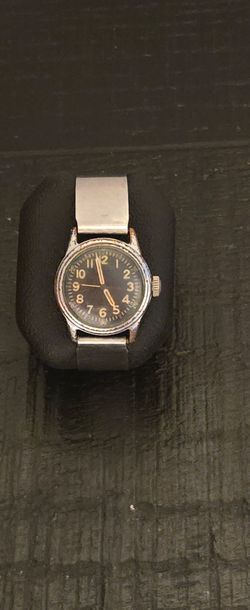 Vintage Elgin R88-W-800 World War II Military Navigation Wristwatch