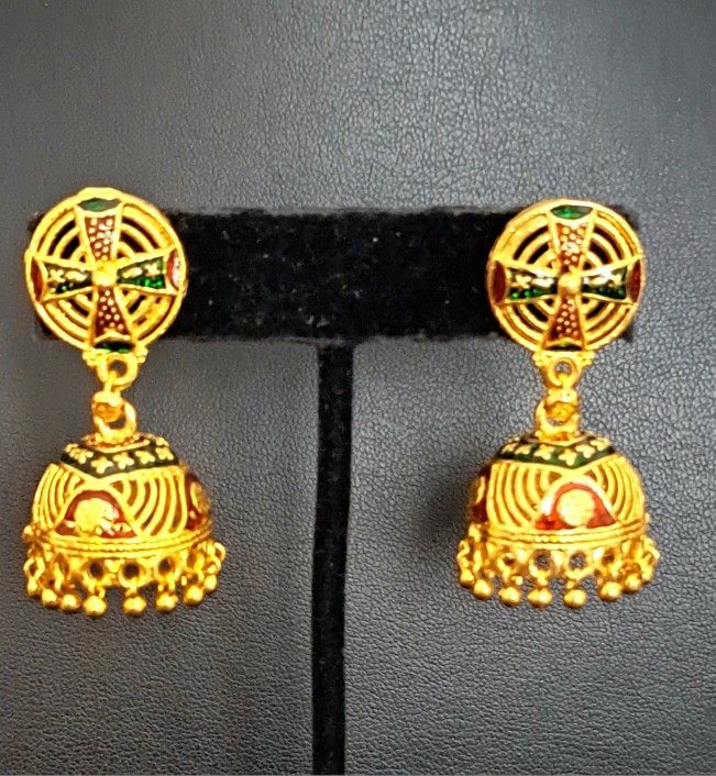 Indian Jhumka Red And Green Earrings