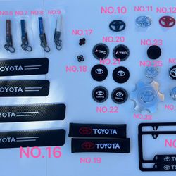 Each  5~25$  toyota  emblems  keychain  door light  License plate holder, tire valve cap