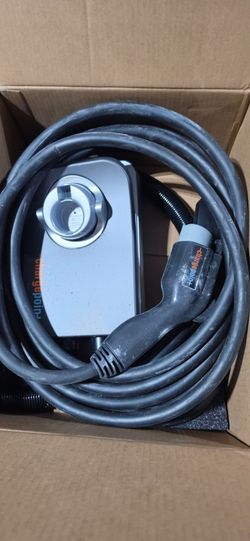 Chargepoint level 2 ev charger