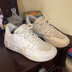 Men’s Basketball Shoes 