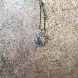 VintageSterling silver 14  Prong Set Round Blue Topaz Fancy Heart Design Pendant Charm Necklace Chain 