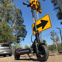 Electric scooter