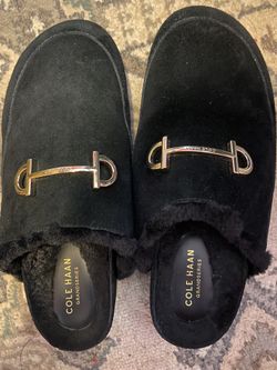 Black Fur Slippers