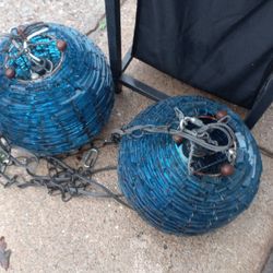 FREE VINTAGE FIXTURES AND  TABLE-STORAGE