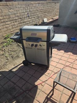 Coleman 2 Burner Grill