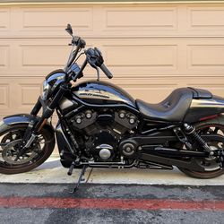 O.B.O. Nightrod 2015 Harley-Davidson