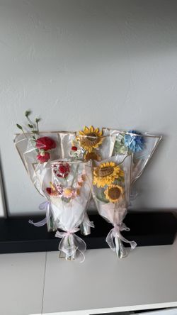 🧶💐Handmade Crochet Flower Bouquets