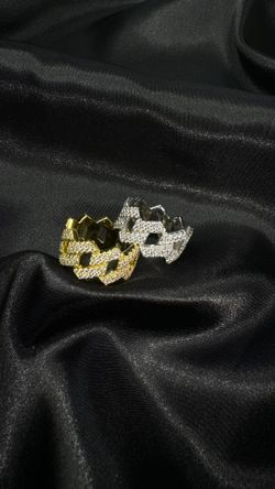 Cuban Moissanite Rings