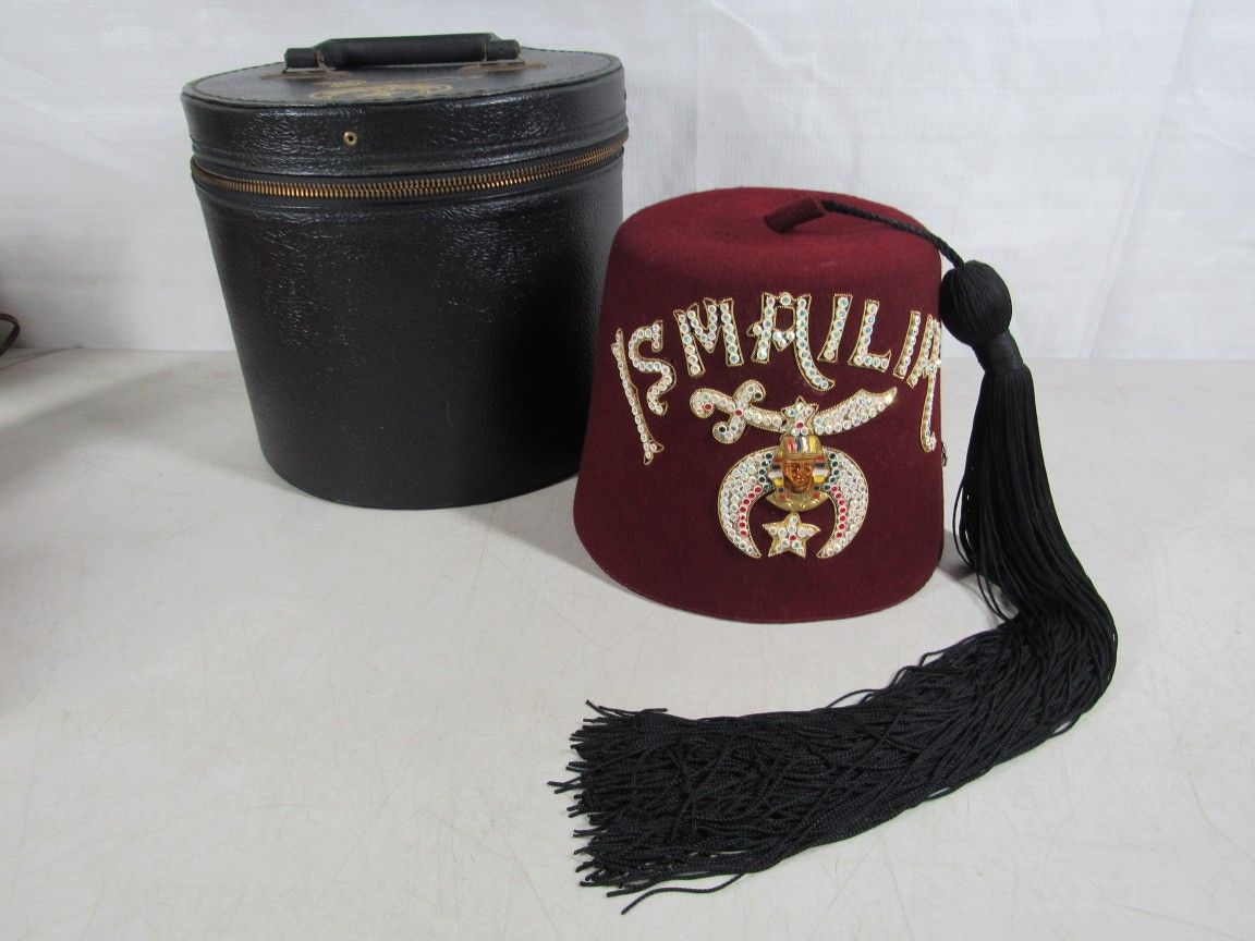 Vintage Shriners Jeweled Hat "Ismailia" & Leather Carry Storage Box

