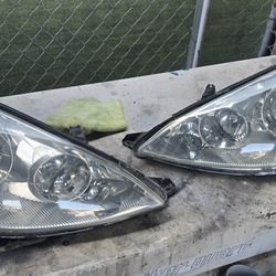 Sienna Headlights 2004 To 2010