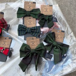 Doggy  and Cats. Bows for the Holidays new  $10.00  each.  