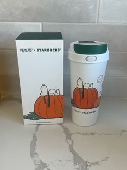 Starbucks + peanuts snoopy tumbler