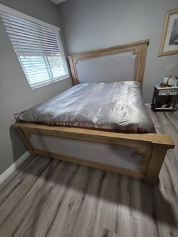 California/Eastern KING BED