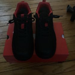 Puma Levity Black/red Wns Low