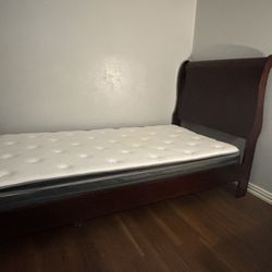 Twin Bed‼️ MATTRESS INCLUDED 