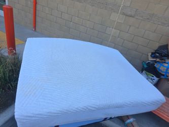Bed couches moving out state moving sale