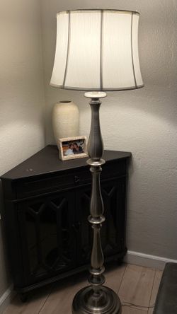 Floor lamp