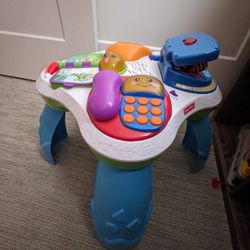 Fisher-Price Musica Activity Center