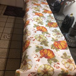 Table Runner