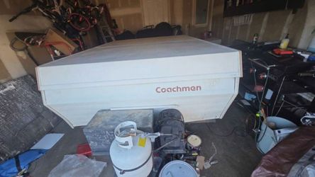 Coachmen Pop-Up Camper Trailer
