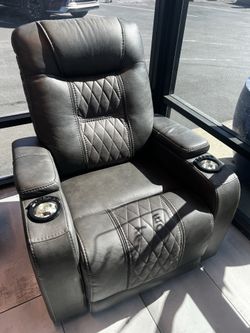 Recliner Chair